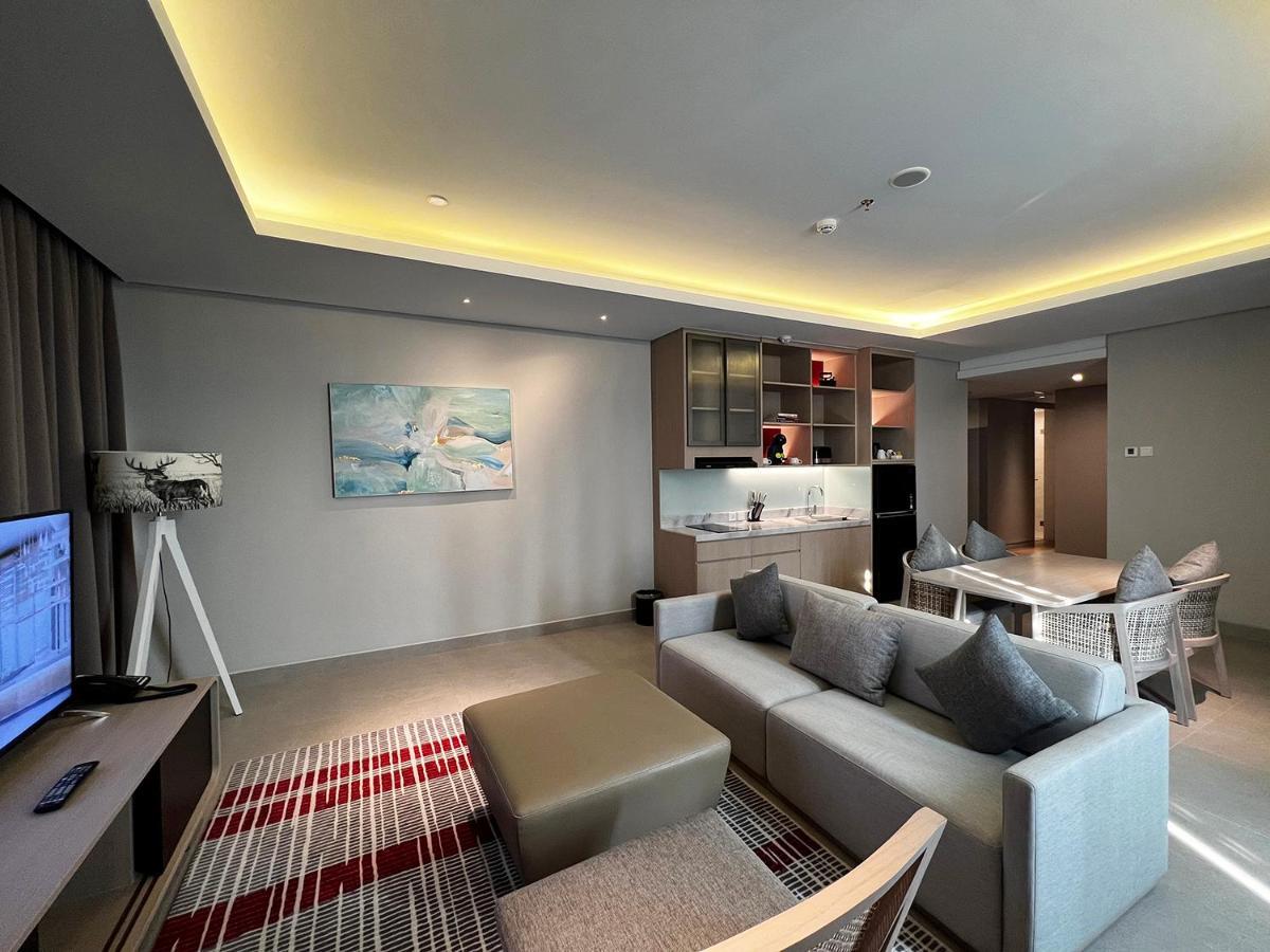 ג'קרטה Ra Suites Simatupang מראה חיצוני תמונה