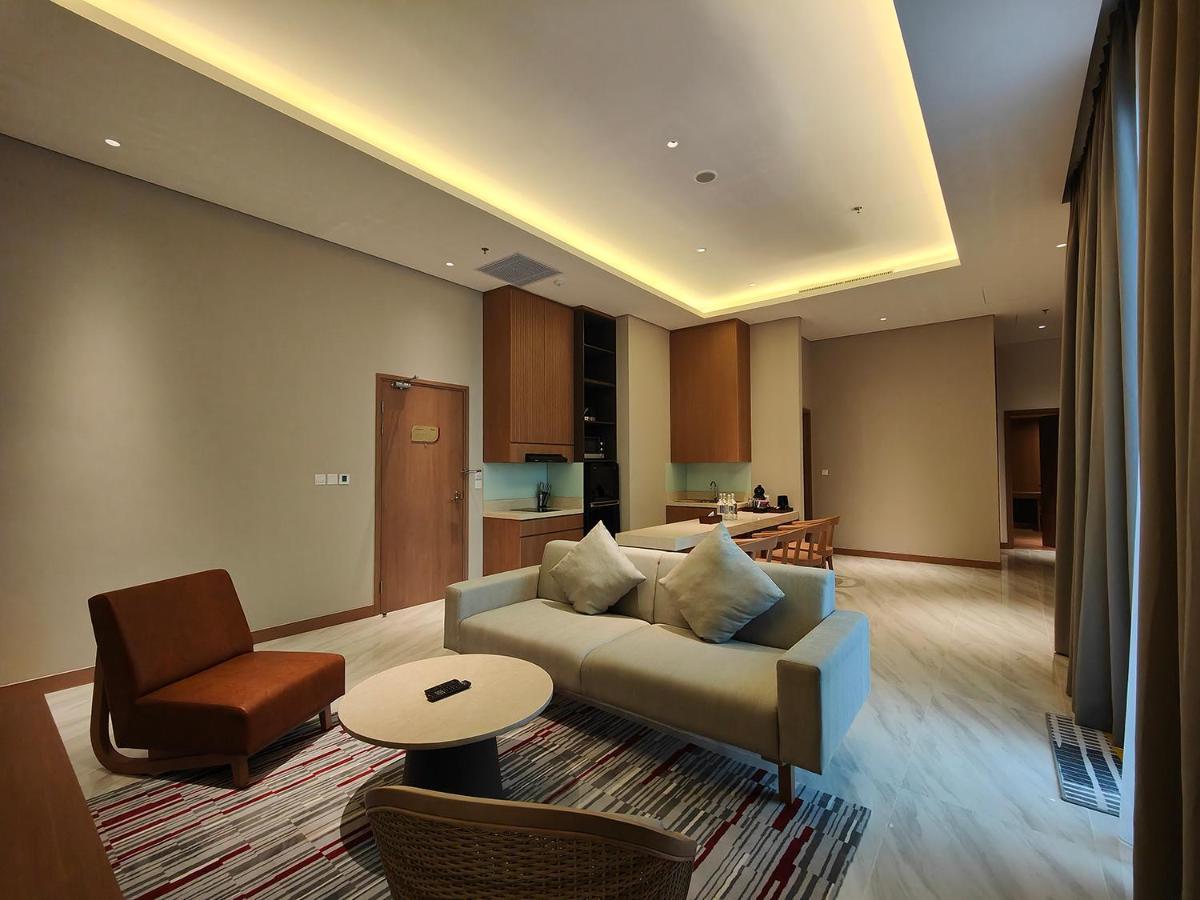 ג'קרטה Ra Suites Simatupang מראה חיצוני תמונה